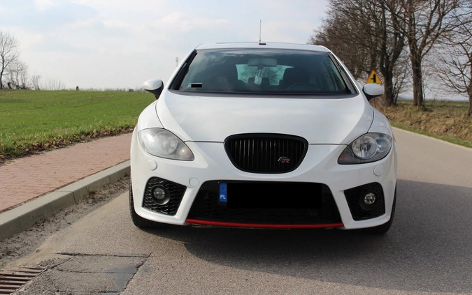 Seat Leon cena 14900 przebieg: 270000, rok produkcji 2007 z Zgierz małe 137